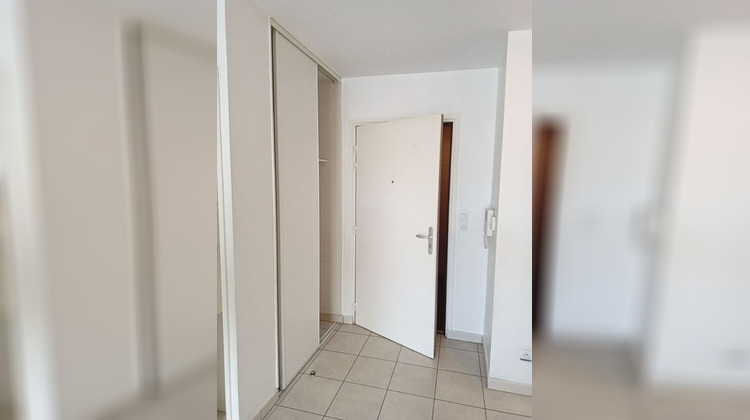 Ma-Cabane - Vente Appartement VENISSIEUX, 44 m²