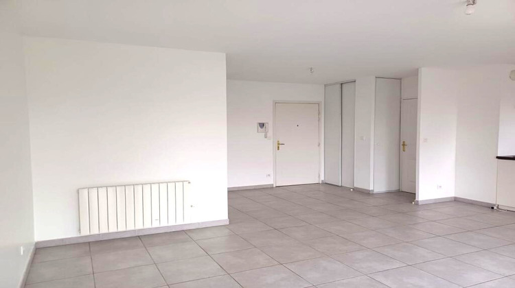 Ma-Cabane - Vente Appartement VENISSIEUX, 49 m²