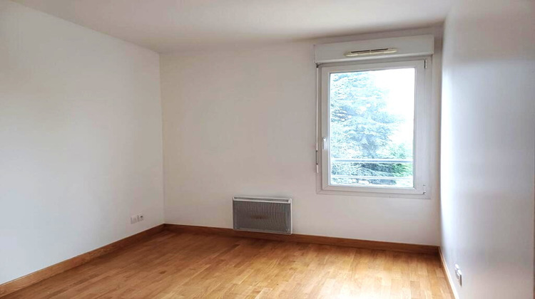 Ma-Cabane - Vente Appartement VENISSIEUX, 49 m²