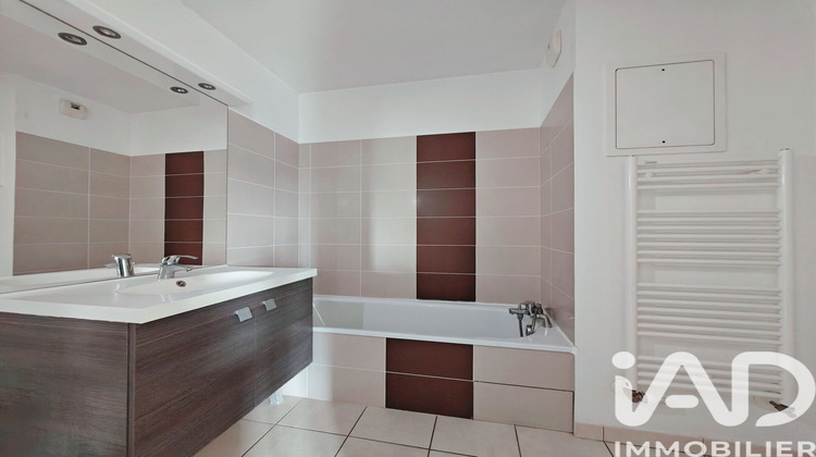 Ma-Cabane - Vente Appartement Vénissieux, 57 m²