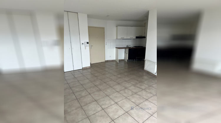 Ma-Cabane - Vente Appartement Vénissieux, 57 m²
