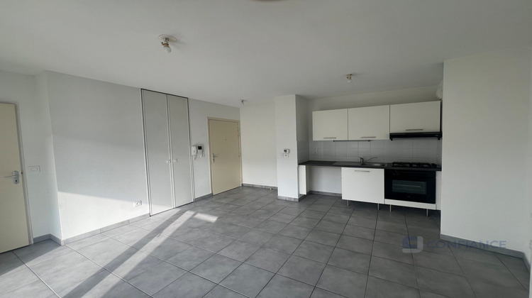 Ma-Cabane - Vente Appartement Vénissieux, 36 m²