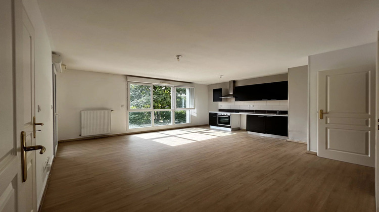 Ma-Cabane - Vente Appartement Vénissieux, 75 m²