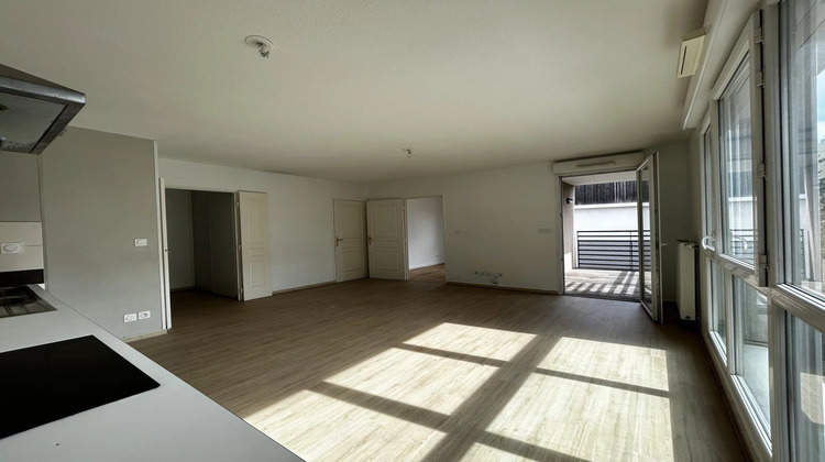 Ma-Cabane - Vente Appartement Vénissieux, 75 m²