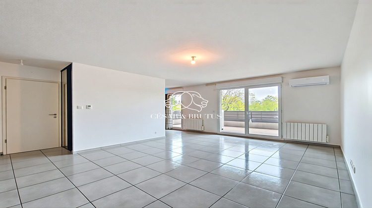 Ma-Cabane - Vente Appartement Vénissieux, 69 m²
