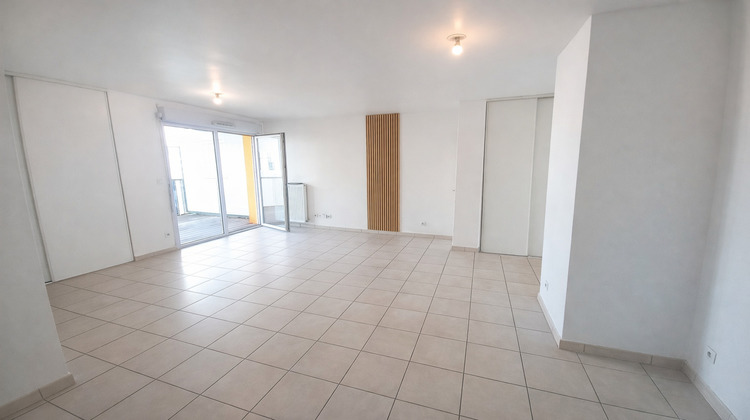 Ma-Cabane - Vente Appartement VENISSIEUX, 44 m²