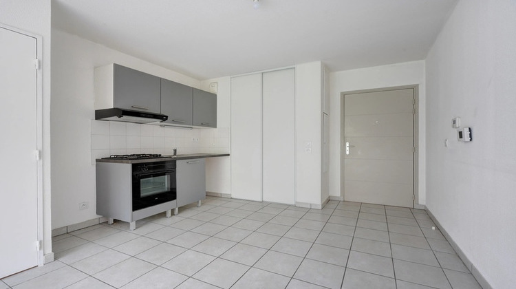 Ma-Cabane - Vente Appartement VENISSIEUX, 39 m²