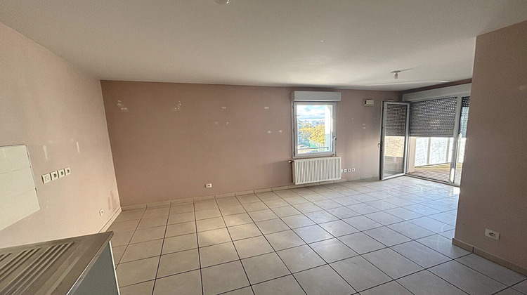 Ma-Cabane - Vente Appartement VENISSIEUX, 50 m²