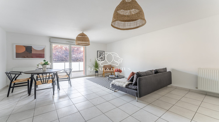 Ma-Cabane - Vente Appartement Vénissieux, 64 m²