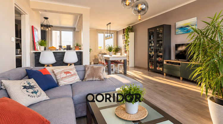 Ma-Cabane - Vente Appartement Vénissieux, 77 m²