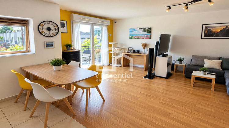 Ma-Cabane - Vente Appartement VERNEUIL-SUR-SEINE, 61 m²