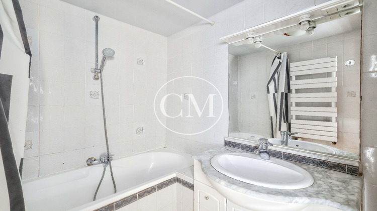 Ma-Cabane - Vente Appartement VERSAILLES, 65 m²