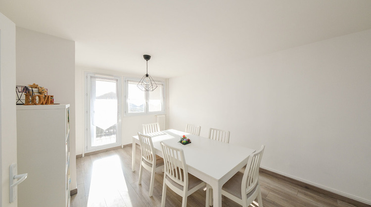 Ma-Cabane - Vente Appartement VERSAILLES, 80 m²