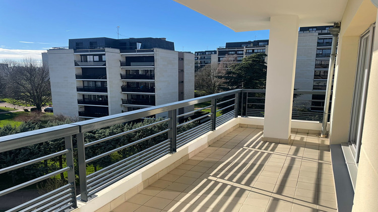 Ma-Cabane - Vente Appartement VERSAILLES, 64 m²