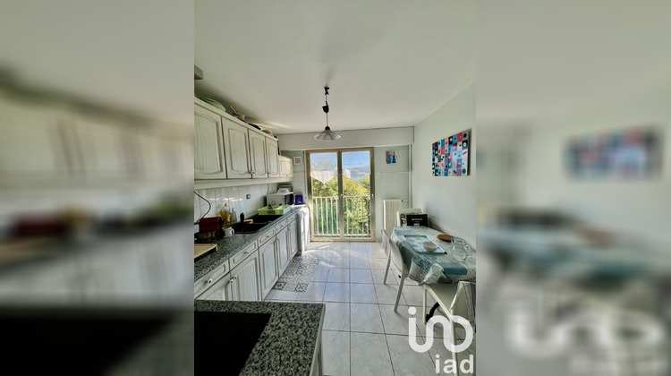 Ma-Cabane - Vente Appartement Versailles, 102 m²