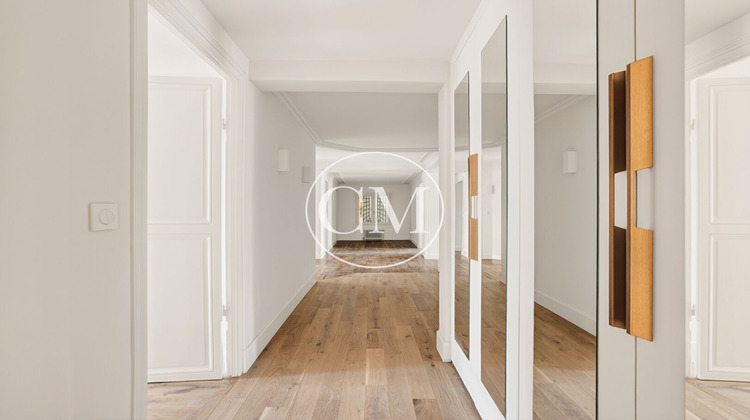 Ma-Cabane - Vente Appartement VERSAILLES, 165 m²