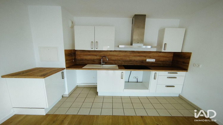 Ma-Cabane - Vente Appartement Vert-Saint-Denis, 65 m²