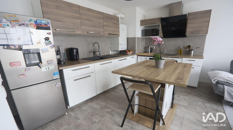 Ma-Cabane - Vente Appartement Vert-Saint-Denis, 39 m²