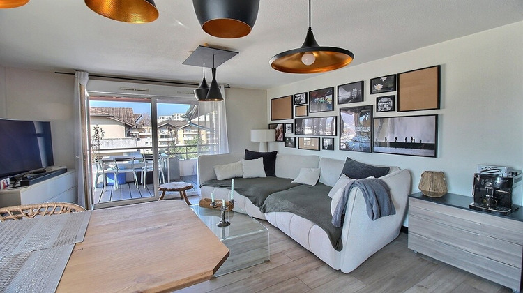 Ma-Cabane - Vente Appartement VETRAZ-MONTHOUX, 55 m²