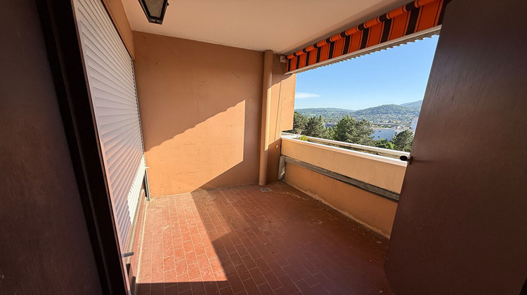 Ma-Cabane - Vente Appartement VETRAZ-MONTHOUX, 75 m²