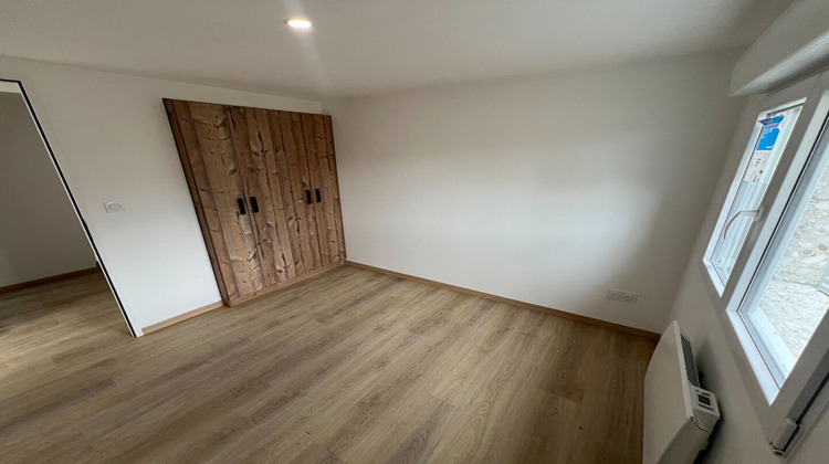 Ma-Cabane - Vente Appartement VEZERONCE-CURTIN, 57 m²