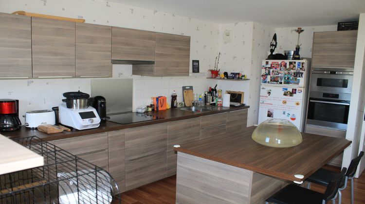 Ma-Cabane - Vente Appartement VEZIN-LE-COQUET, 84 m²