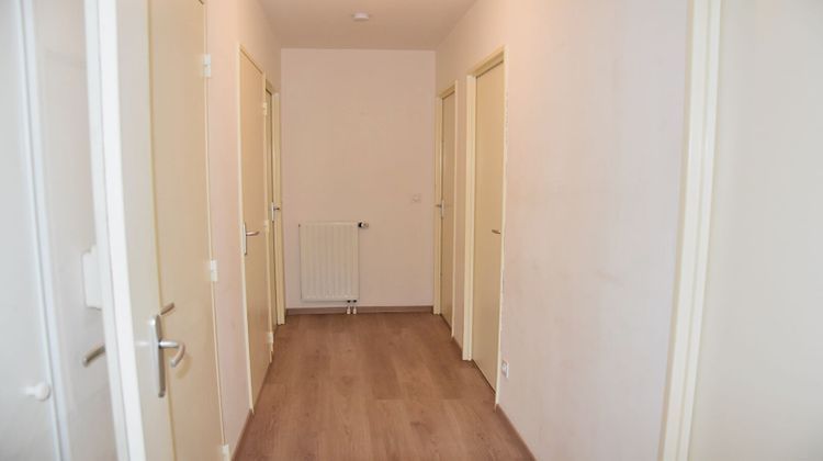 Ma-Cabane - Vente Appartement VEZIN-LE-COQUET, 87 m²