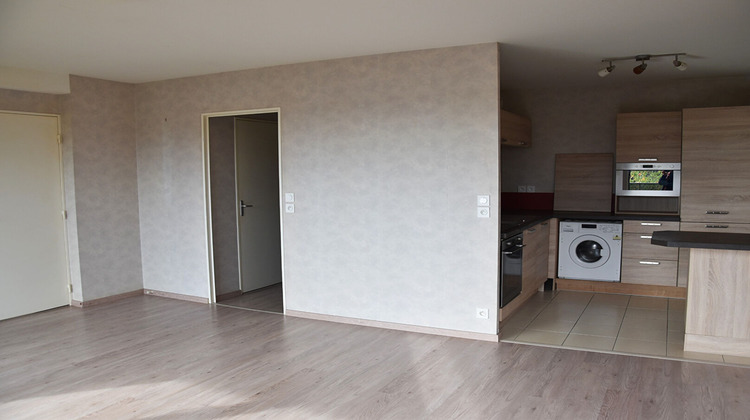 Ma-Cabane - Vente Appartement VEZIN-LE-COQUET, 48 m²