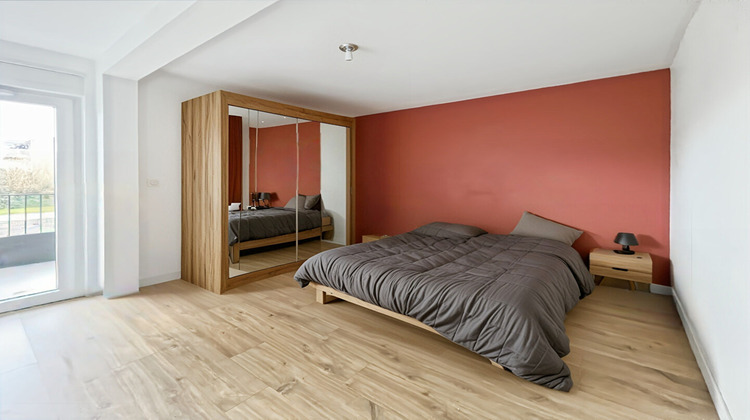 Ma-Cabane - Vente Appartement VEZIN-LE-COQUET, 64 m²