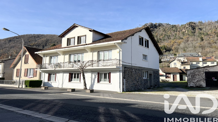 Ma-Cabane - Vente Appartement Vic-sur-Cère, 75 m²