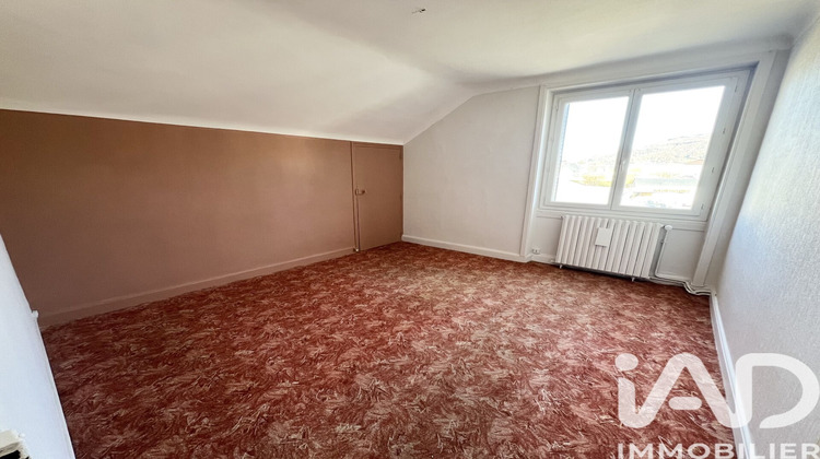 Ma-Cabane - Vente Appartement Vic-sur-Cère, 75 m²