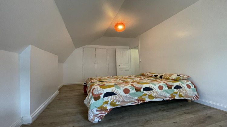 Ma-Cabane - Vente Appartement VIC SUR CERE, 131 m²