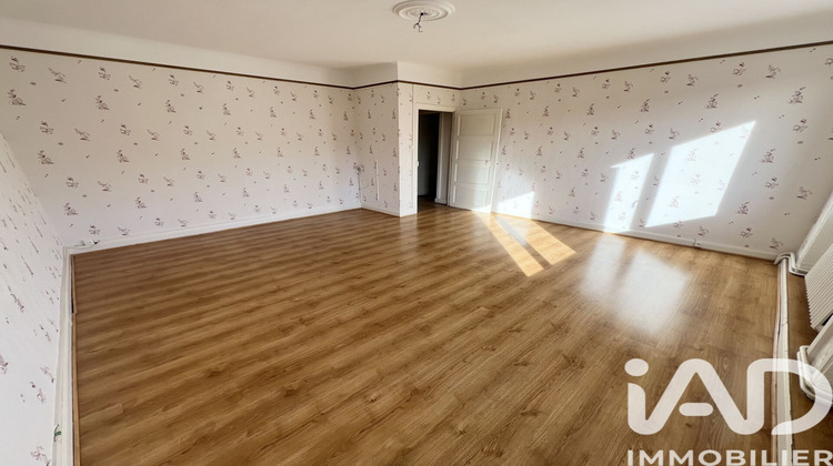 Ma-Cabane - Vente Appartement Vic-sur-Cère, 75 m²