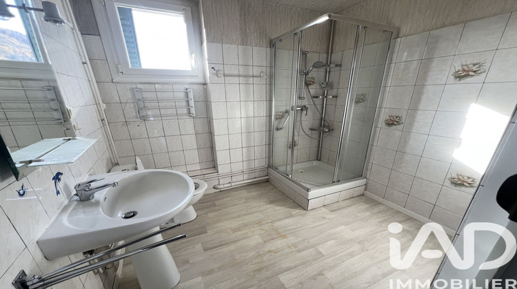Ma-Cabane - Vente Appartement Vic-sur-Cère, 75 m²