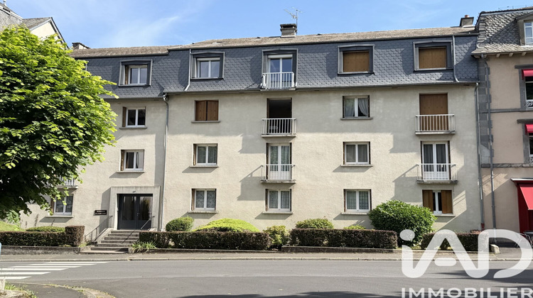 Ma-Cabane - Vente Appartement Vic-sur-Cère, 38 m²