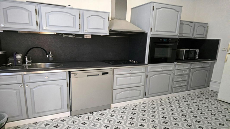 Ma-Cabane - Vente Appartement VICHY, 100 m²