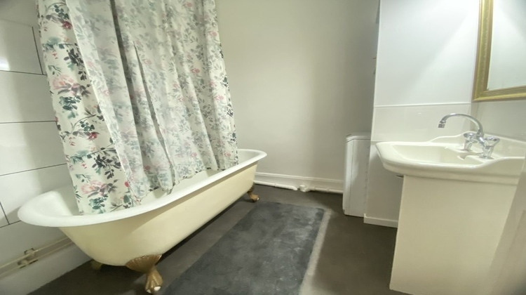 Ma-Cabane - Vente Appartement VICHY, 76 m²