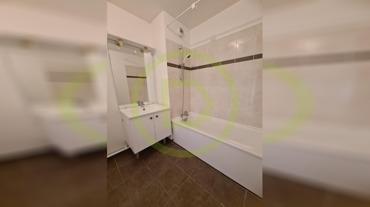 Ma-Cabane - Vente Appartement VIGNEUX SUR SEINE, 57 m²