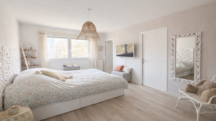 Ma-Cabane - Vente Appartement Villars, 104 m²