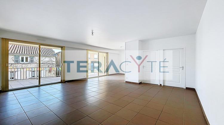 Ma-Cabane - Vente Appartement Villars-les-Dombes, 66 m²