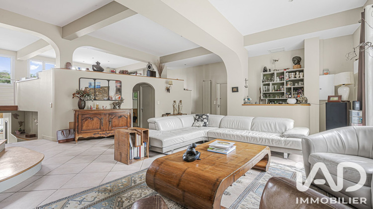Ma-Cabane - Vente Appartement Ville-d'Avray, 175 m²