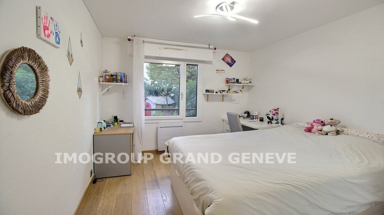 Ma-Cabane - Vente Appartement VILLE-LA-GRAND, 65 m²