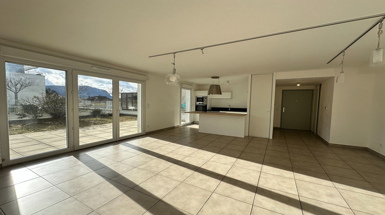 Ma-Cabane - Vente Appartement VILLE-LA-GRAND, 82 m²