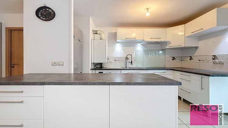 Ma-Cabane - Vente Appartement Ville-la-Grand, 49 m²