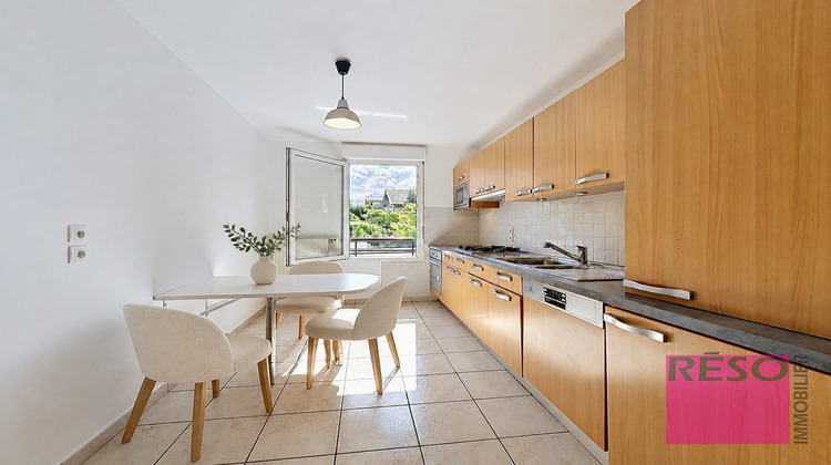 Ma-Cabane - Vente Appartement Ville-la-grand, 87 m²