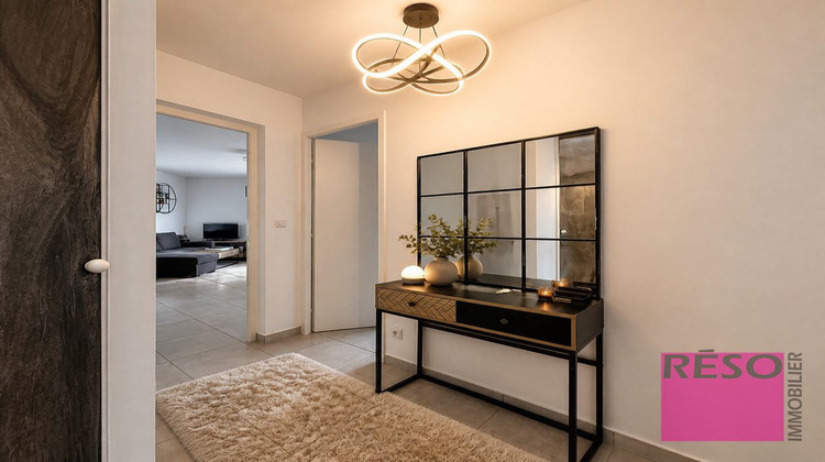 Ma-Cabane - Vente Appartement Ville-la-Grand, 64 m²