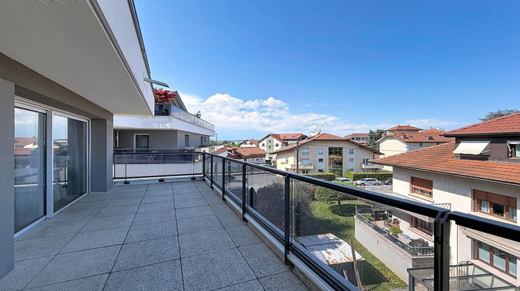 Ma-Cabane - Vente Appartement VILLE LA GRAND, 65 m²