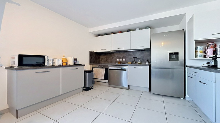 Ma-Cabane - Vente Appartement VILLE LA GRAND, 65 m²