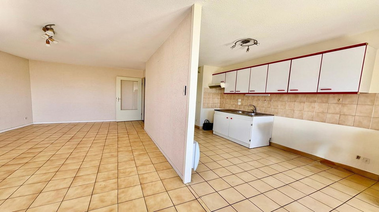 Ma-Cabane - Vente Appartement VILLE LA GRAND, 61 m²