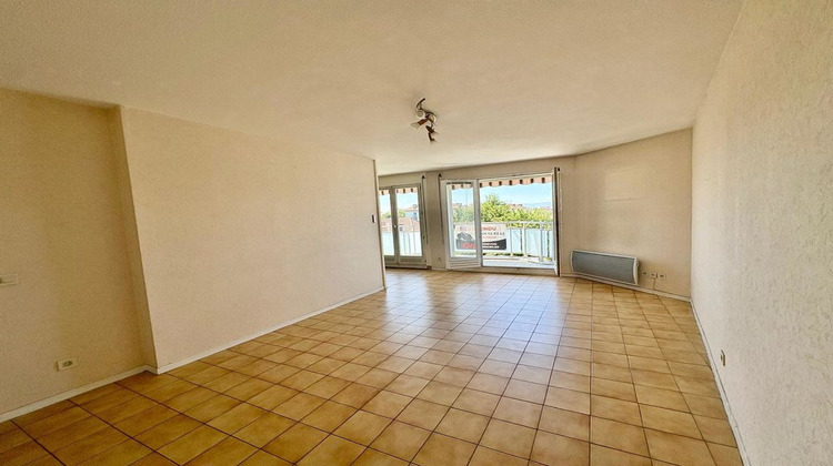 Ma-Cabane - Vente Appartement VILLE LA GRAND, 61 m²